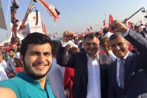 Türkiye'nin kalbi Yenikapı'daydı: #‎TekMilletTekYürek‬