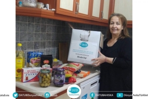 DATÜB'ün Gıda Yardım Kolisi, Antalya'da ihtiyaç sahibi Ahıska Türkü Ailelere Ulaştı
