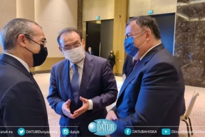 ​DATÜB Genel Başkanı Ziyatdin Kassanov, Azerbaycan’da birtakım Görüşmelerde Bulundu