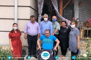 Genel Başkan Kassanov, genç İslam’ın Elktirikli Tekerlekli Sandalye İisteğini Geri Çevirmedi