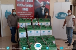 DATÜB'ün Gıda Yardım Kolisi, İzmir'de İhtiyaç Sahibi Ahıskalı Türk ailelere Ulaştı