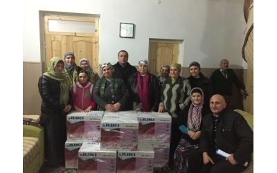 DATÜB ve TİKA Tarafından Ahıska'ya Yeni Göç Eden Ahıskalı Ailelere Dikiş Makinesi Yardımı Yapıldı
