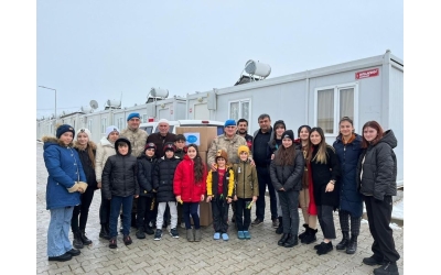 Ahıskalı Türklerden Mehmetçiğe Yün Çorap Hediyesi