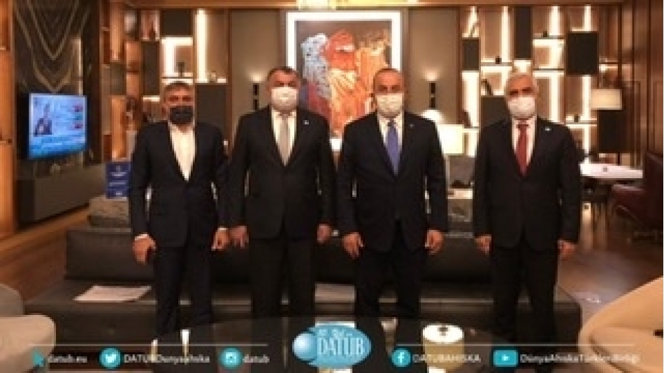 ​Bakan Çavuşoğlu, DATÜB Genel Başkanı Ziyatdin Kassanov'u Kabul Etti