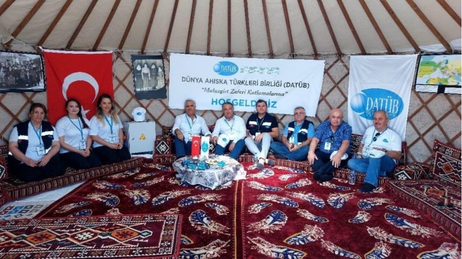 DATÜB Çadırına Yoğun İlgi