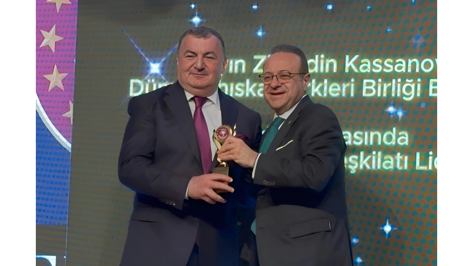 Ziyatdin Kassanov’a "Türk Dünyası Yılın En İyi STK Lideri" Ödülü Verildi