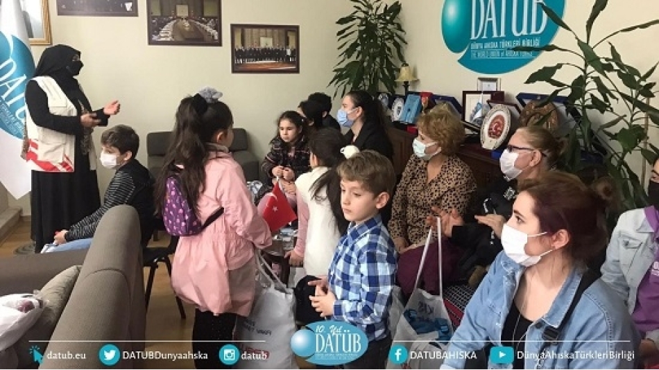 WEFA, İstanbul’da Yaşayan Ahıska Türkü Çocuklara Kışlık Kıyafet Dağıtımı Yaptı
