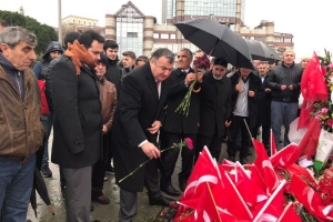 ​DATÜB Genel Başkanı Ziyatdin KASSANOV İstanbul Beşiktaş’ta terör saldırısının gerçekleştiği yeri ziyaret etti