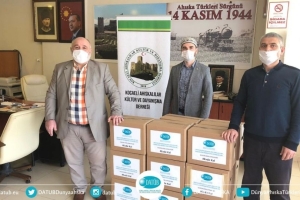 ​DATÜB'ün Gıda Yardımı Kolisi, Kocaeli'de Yaşayan Ahıska Türkü İhtiyaç Sahibi Ailelere Ulaştı