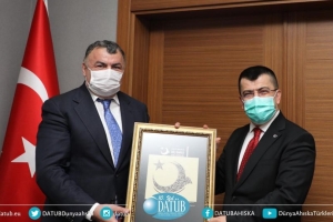 Genel Başkan Kassanov, Göç İdaresi Genel Müdürü Savaş Ünlü'yü Makamında Ziyaret Etti