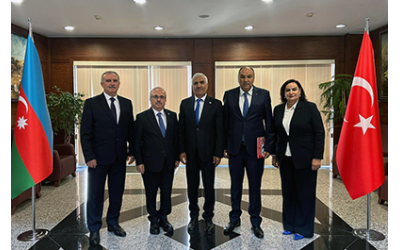 DATÜB Heyetinden Türkiye’nin Bakü Büyükelçisi Prof. Dr. Birol Akgün’e Ziyaret
